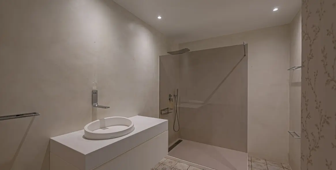Продажа апартаментов на среднем этаже в Los Monteros 44
