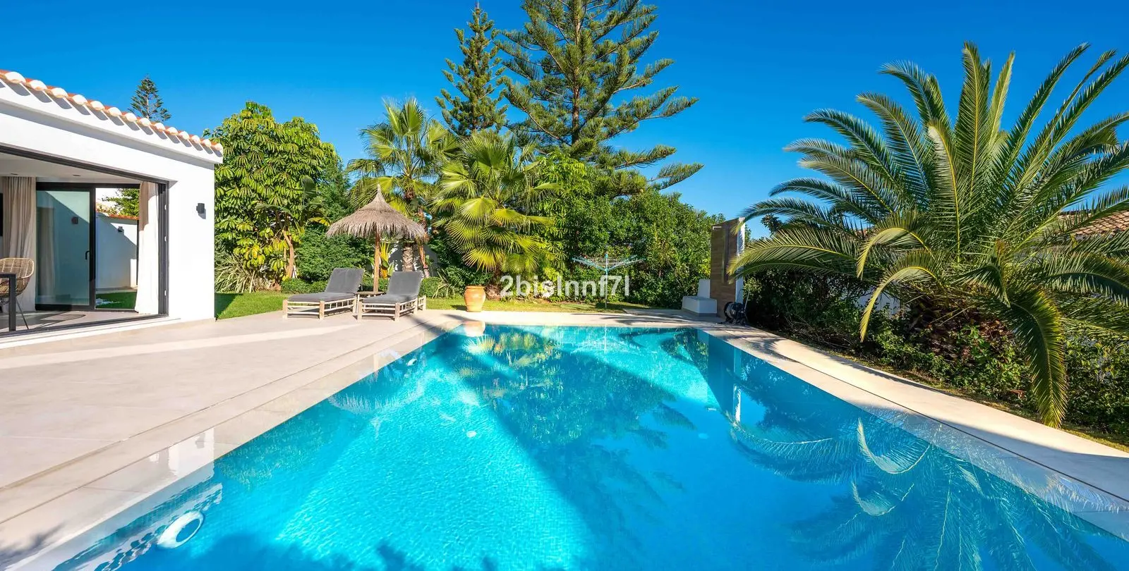 Venta de villa independiente en Elviria 15