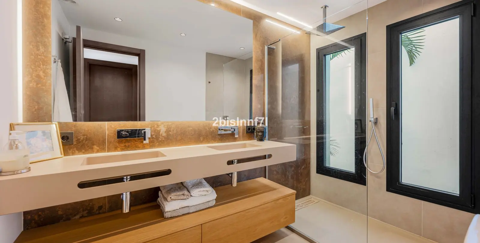 Venta de villa independiente en Elviria 18