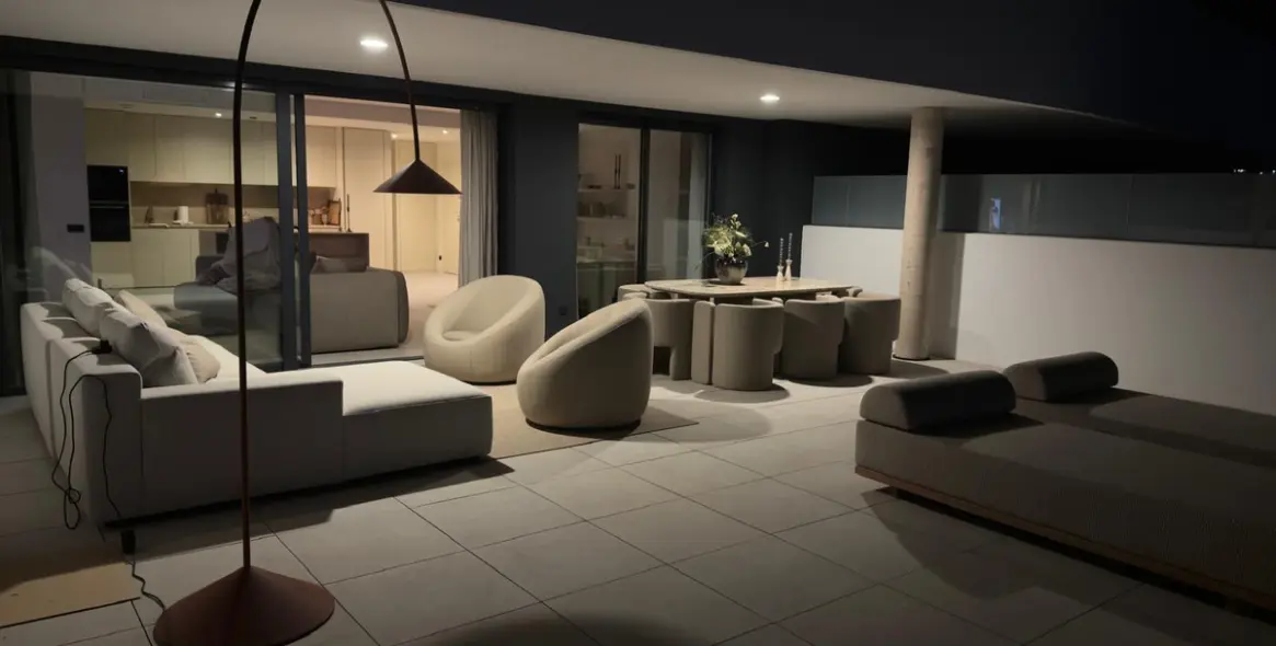 Long-term rent of middle floor apartment in Altos de los Monteros 32