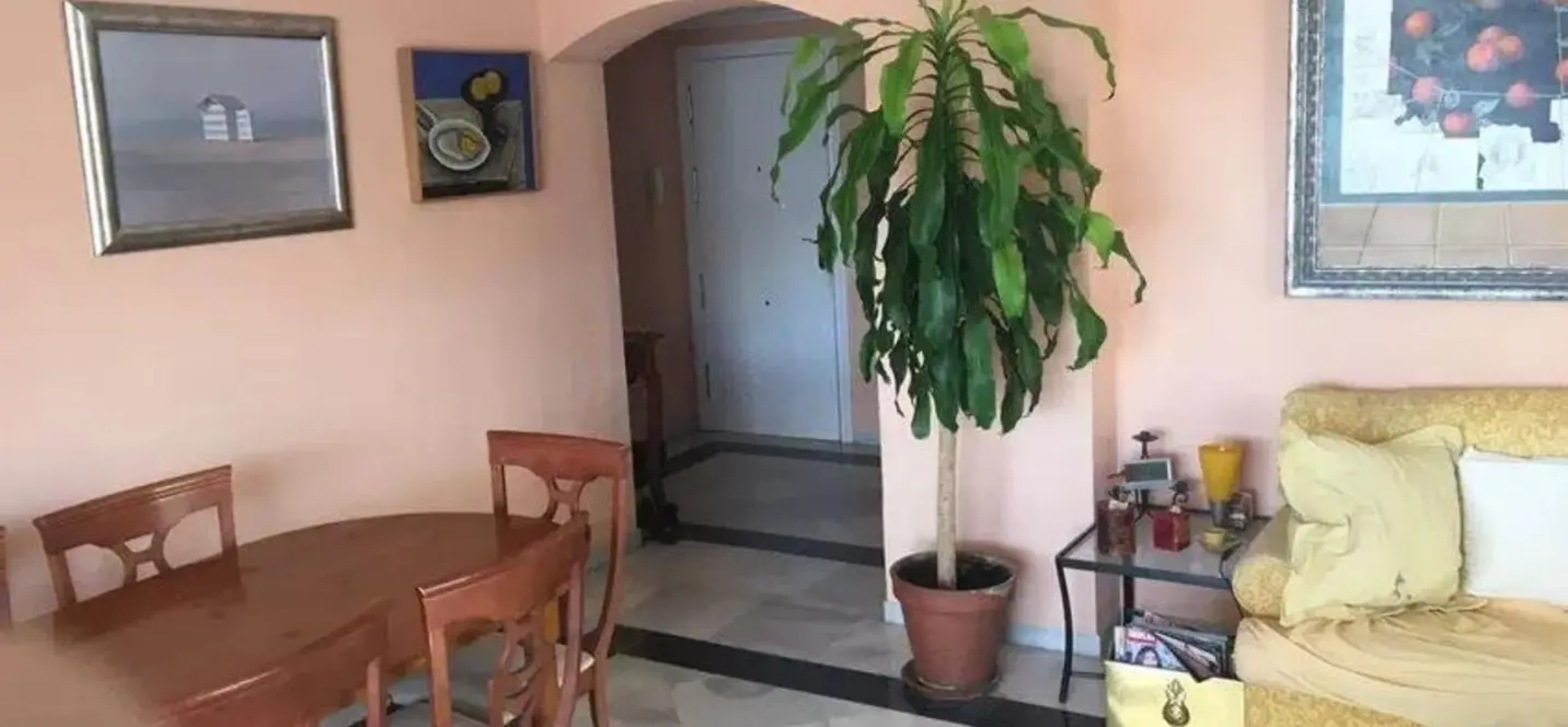 Sale of penthouse duplex in Nueva Andalucía 1