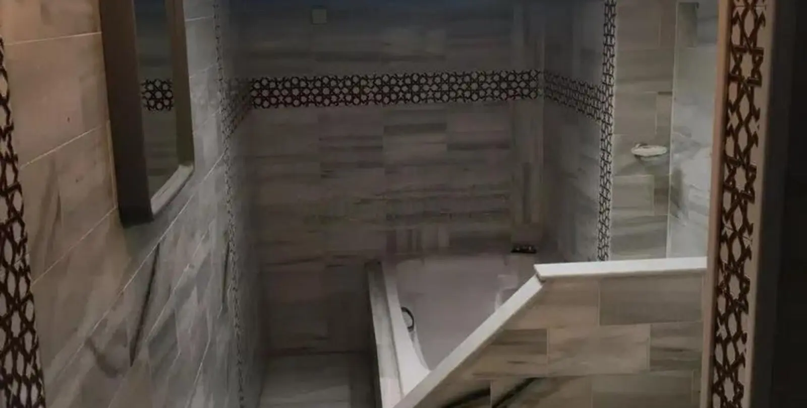 Sale of penthouse duplex in Nueva Andalucía 11