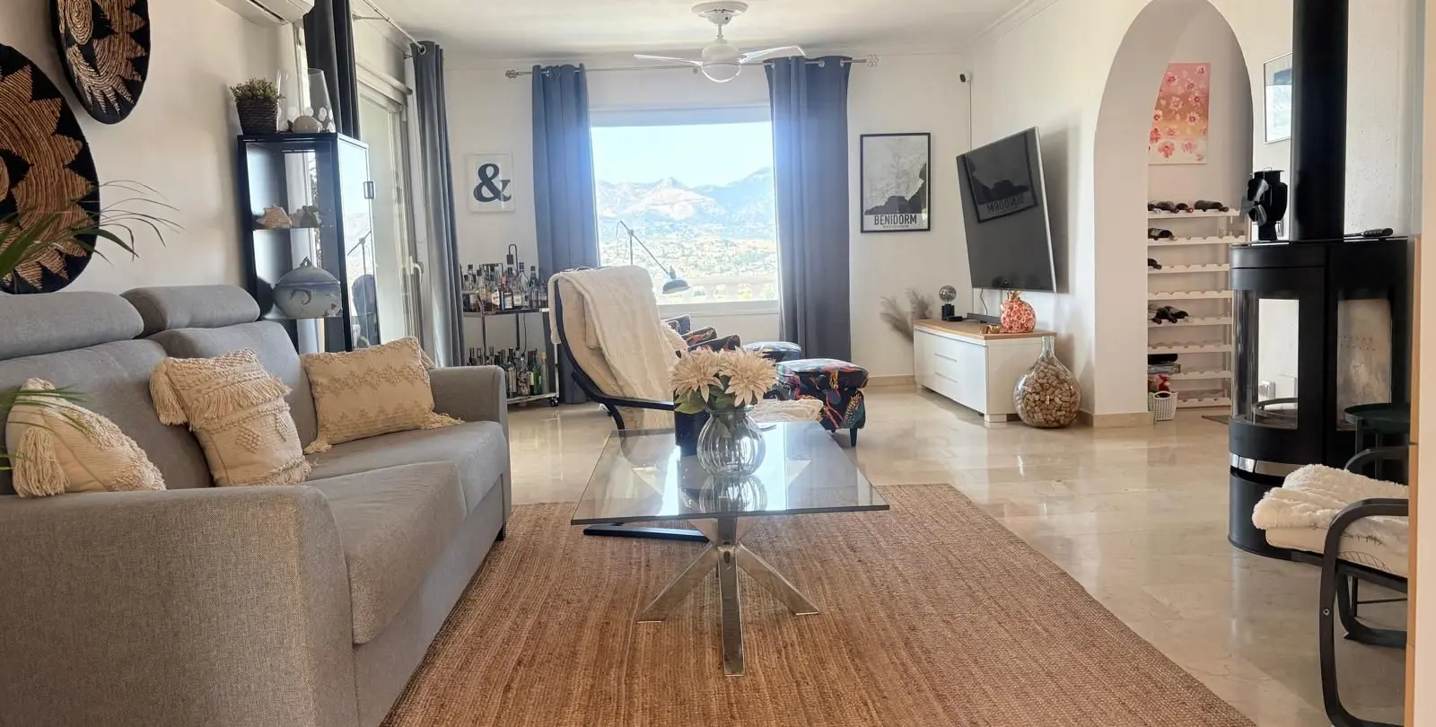 Продажа  отдельно стоящей виллы в Cerros del Aguila 4