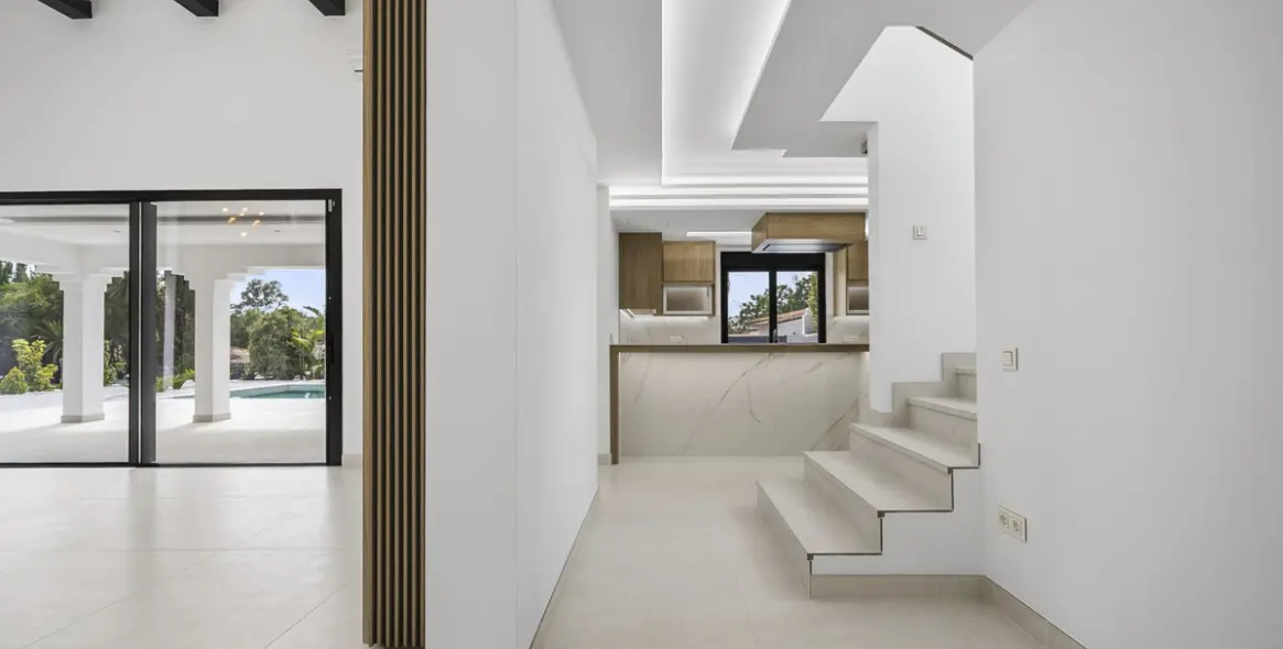Venta de villa independiente en Guadalmina Alta 12