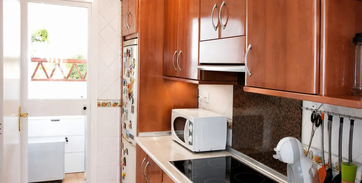 Продажа апартаментов на среднем этаже в Calahonda 7