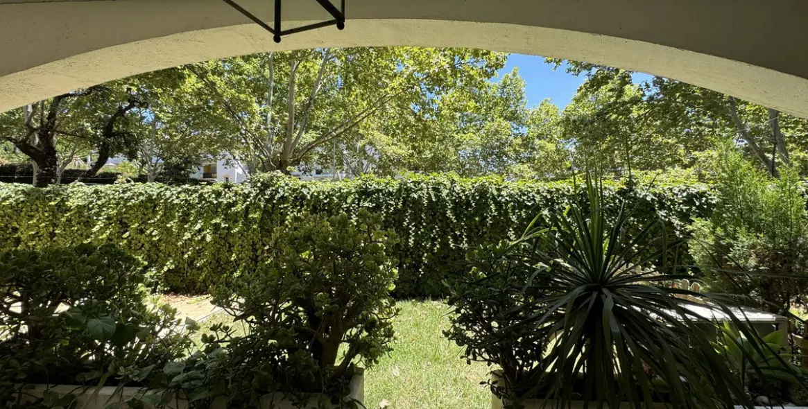 Venta de apartamento en planta baja en Marbella 2