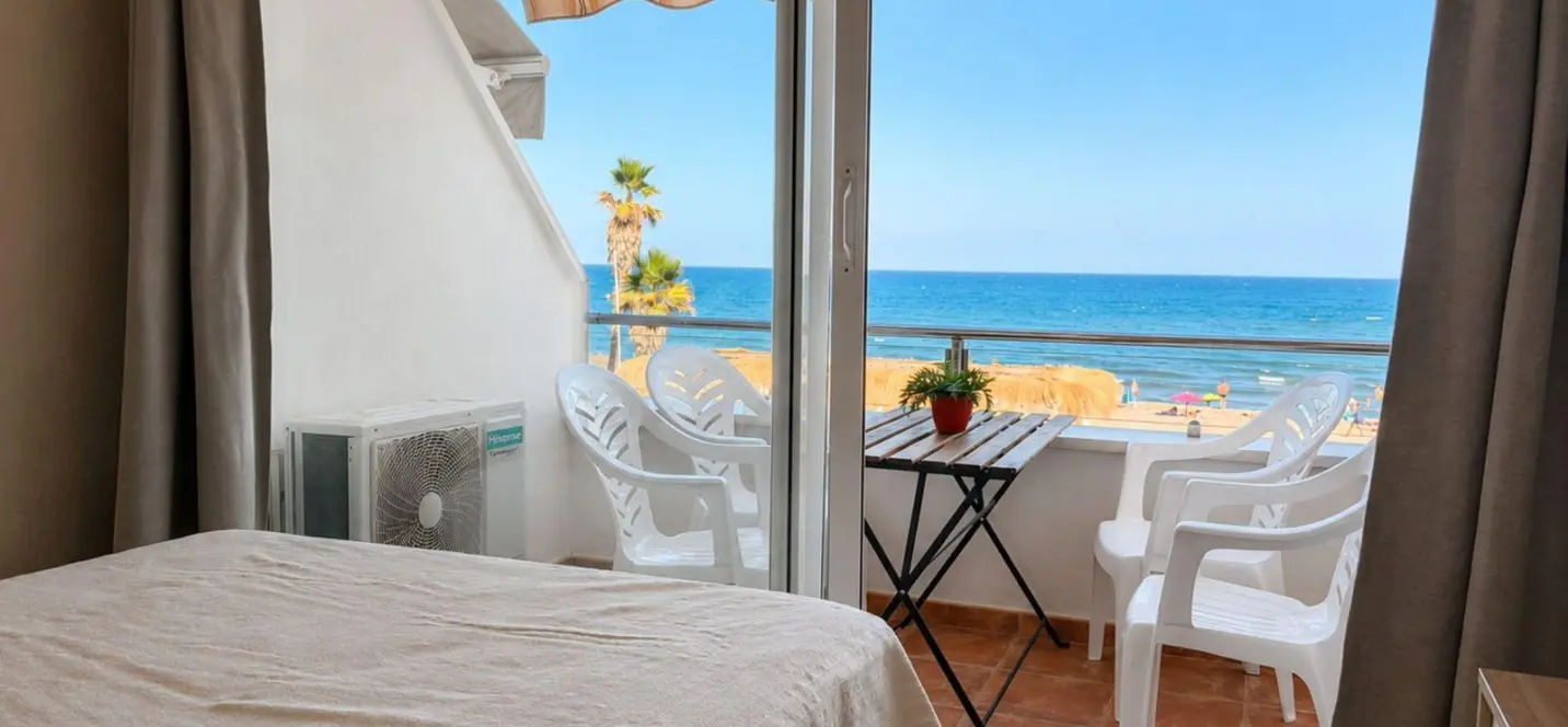Sale of middle floor apartment in Torremolinos 0