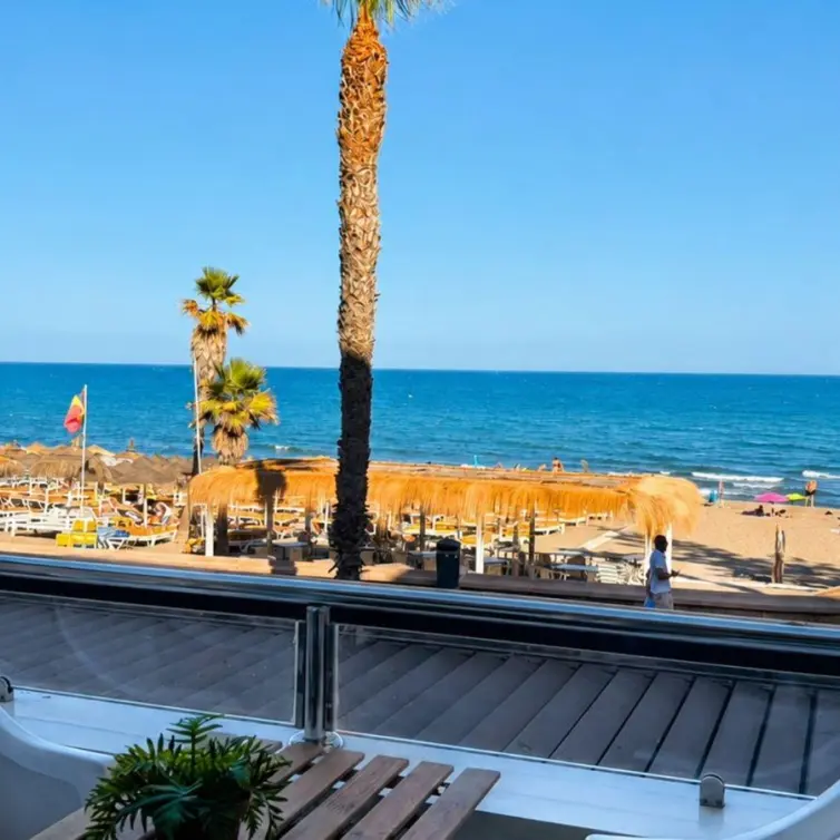 Sale of middle floor apartment in Torremolinos