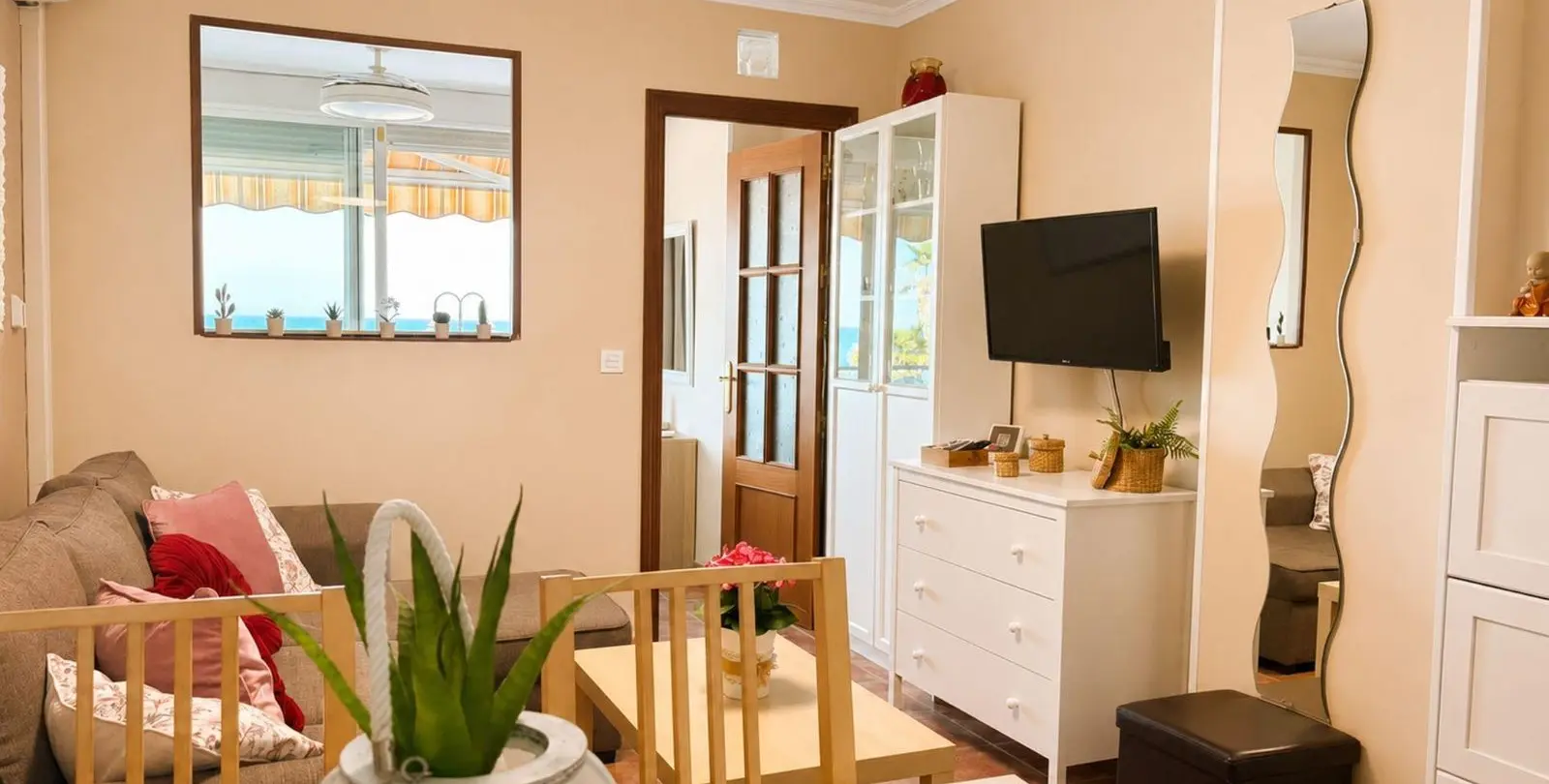 Sale of middle floor apartment in Torremolinos 8