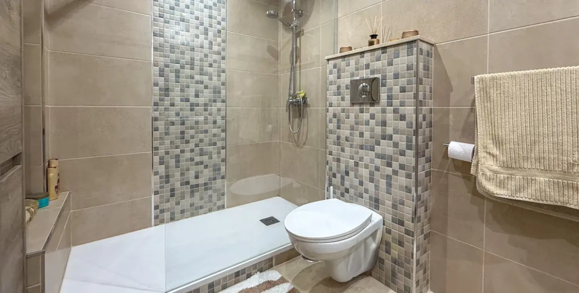 Venta de apartamento en planta media en Calahonda 21