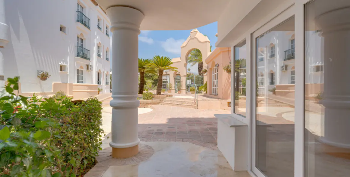 Продажа апартаментов на первом этаже в Mijas Golf 17