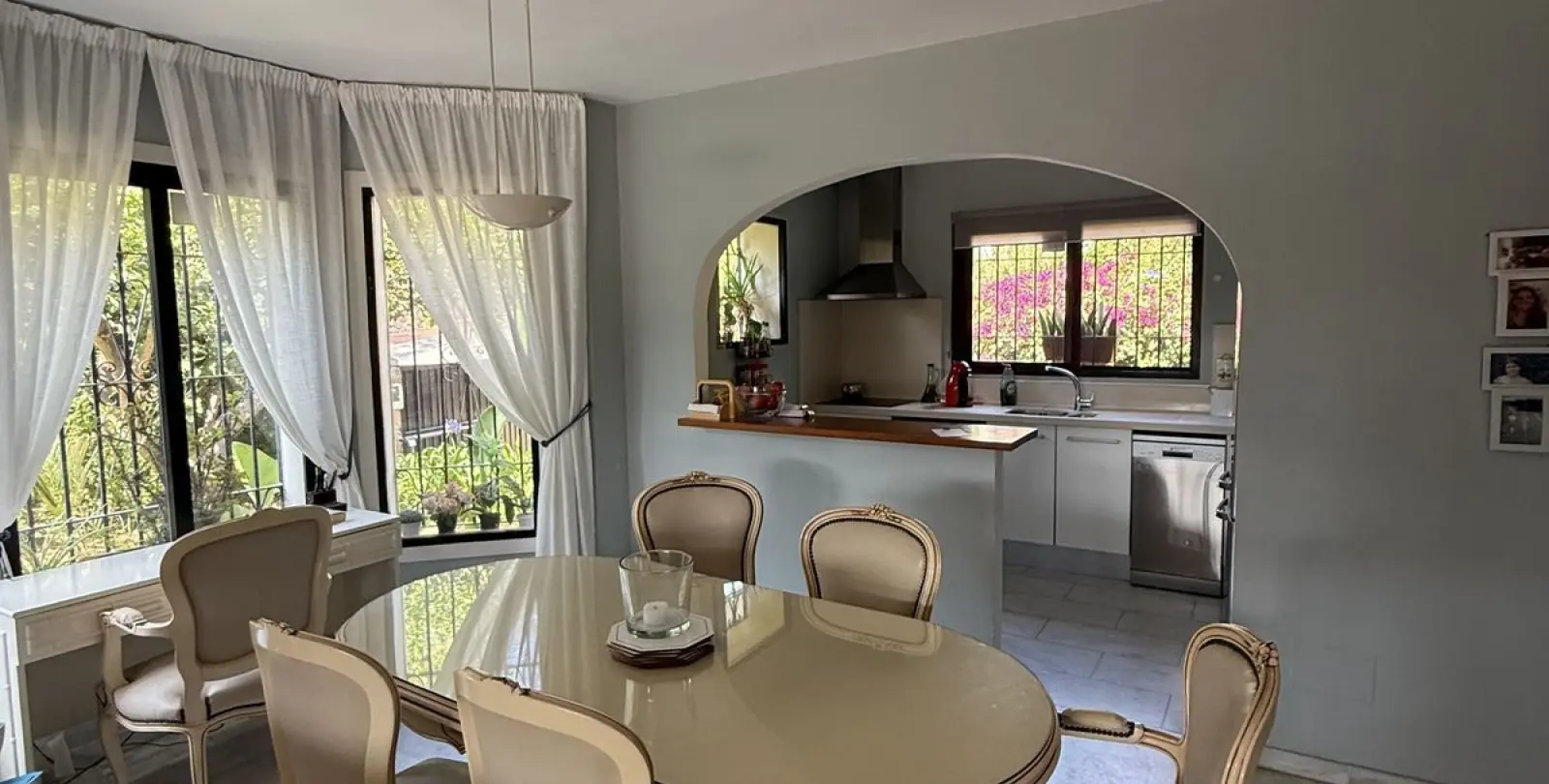 Sale of detached villa in Calahonda 4