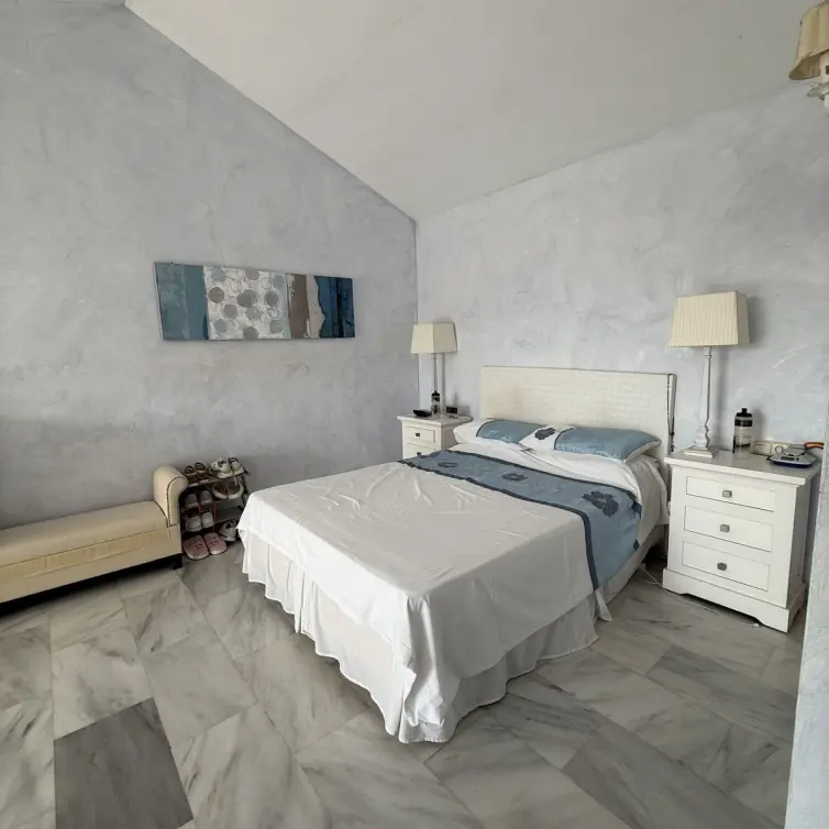 Sale of detached villa in Calahonda