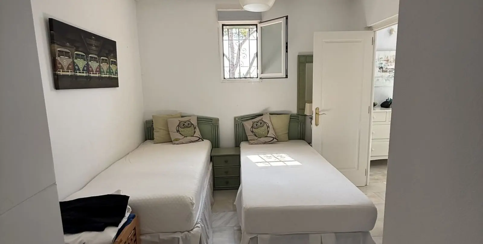 Sale of detached villa in Calahonda 10