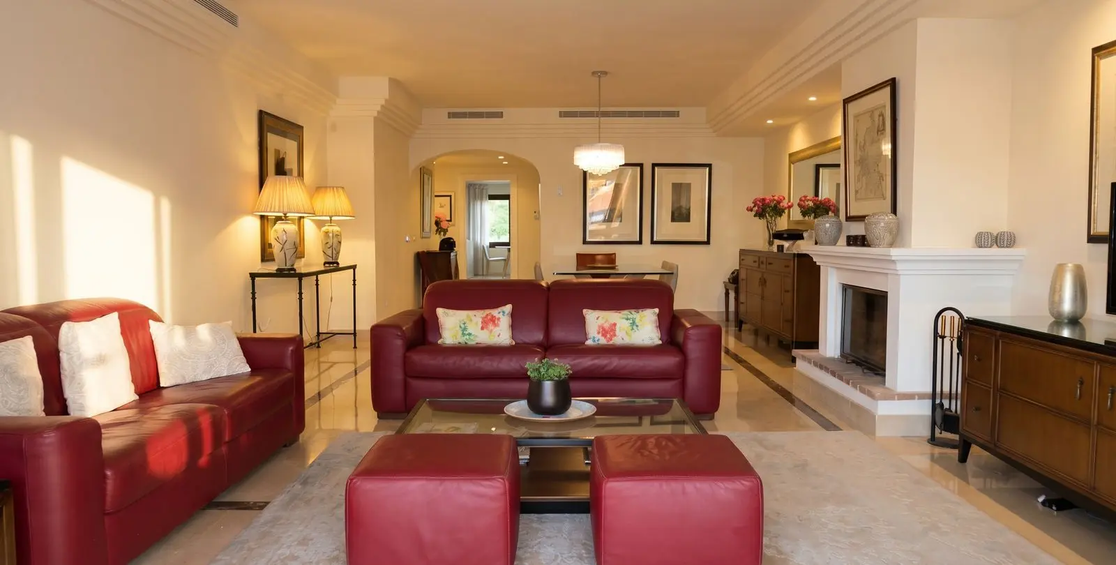 Sale of middle floor apartment in Nueva Andalucía 14
