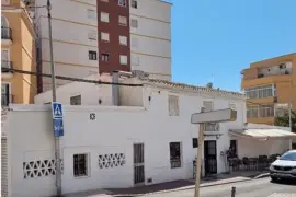 Image 4 thumb