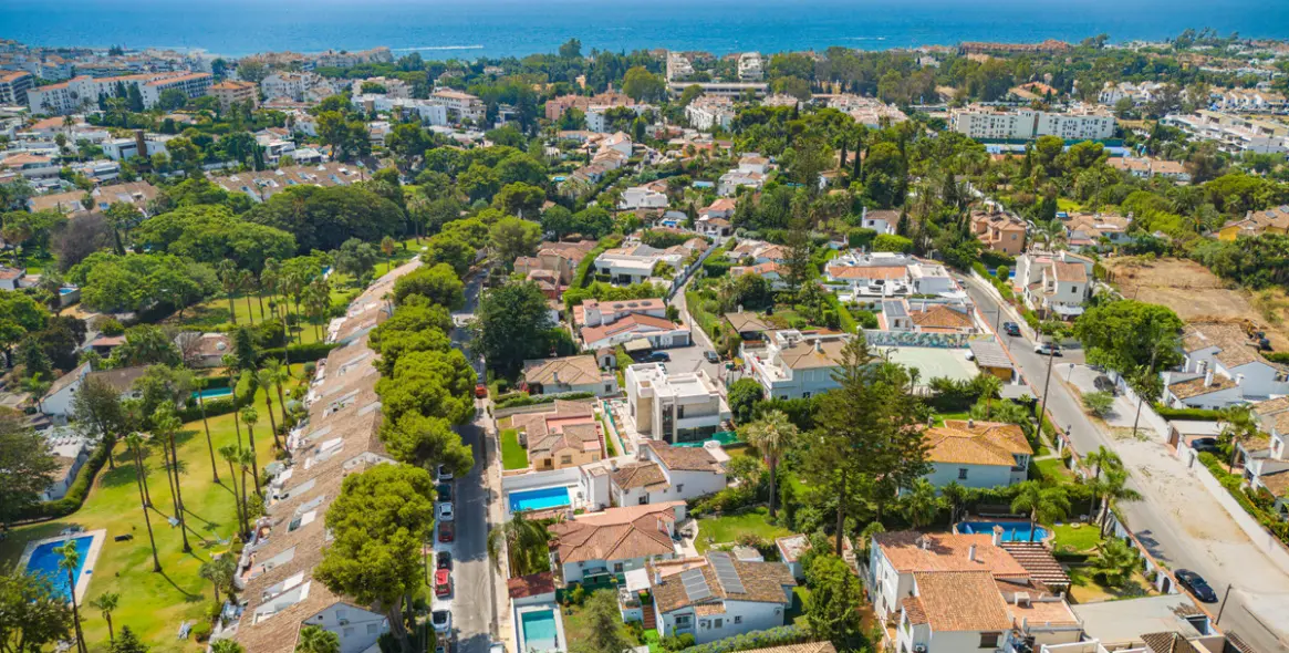 Sale of detached villa in Nueva Andalucía 3