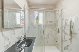 Image 4 thumb