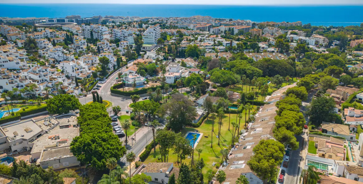 Sale of detached villa in Nueva Andalucía 17