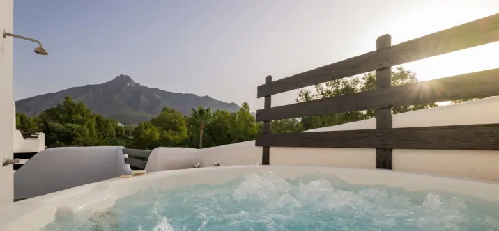 Venta de casa pareada en Marbella 1