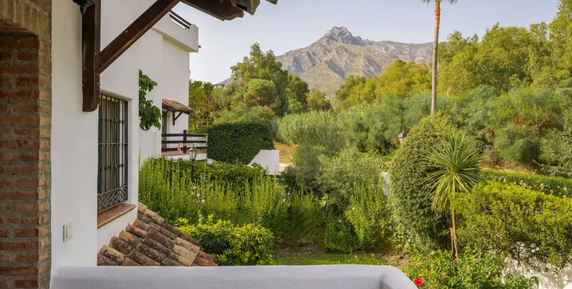 Venta de casa pareada en Marbella 3