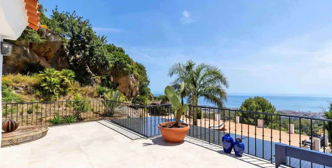 Venta de casa pareada en Ojén 25