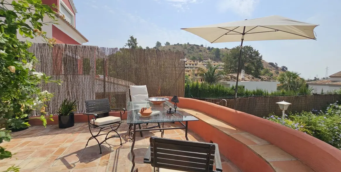 Venta de villa independiente en Pinares de San Antón 4