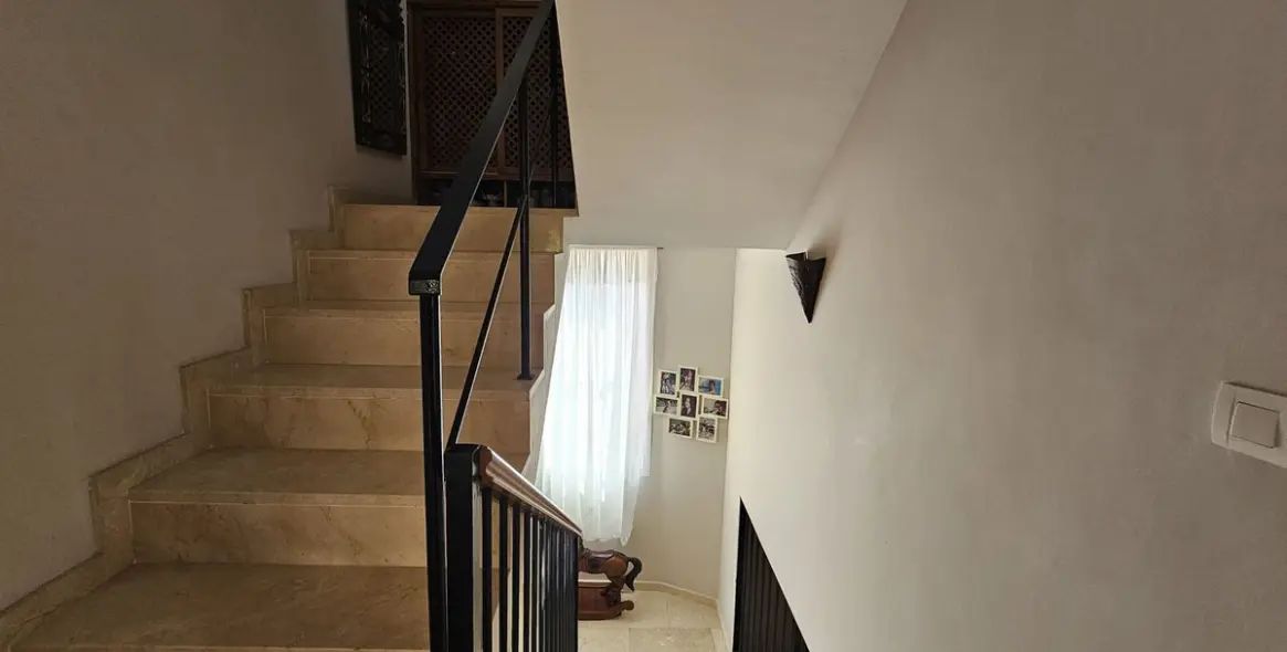 Venta de villa independiente en Pinares de San Antón 10