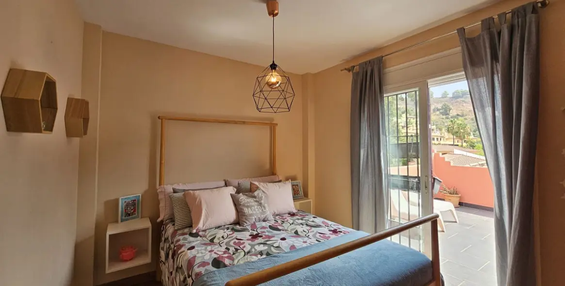 Venta de villa independiente en Pinares de San Antón 40
