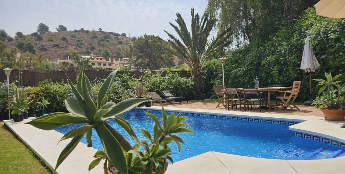 Venta de villa independiente en Pinares de San Antón 46