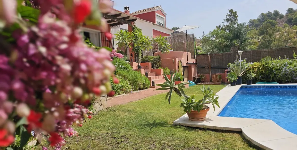 Venta de villa independiente en Pinares de San Antón 54