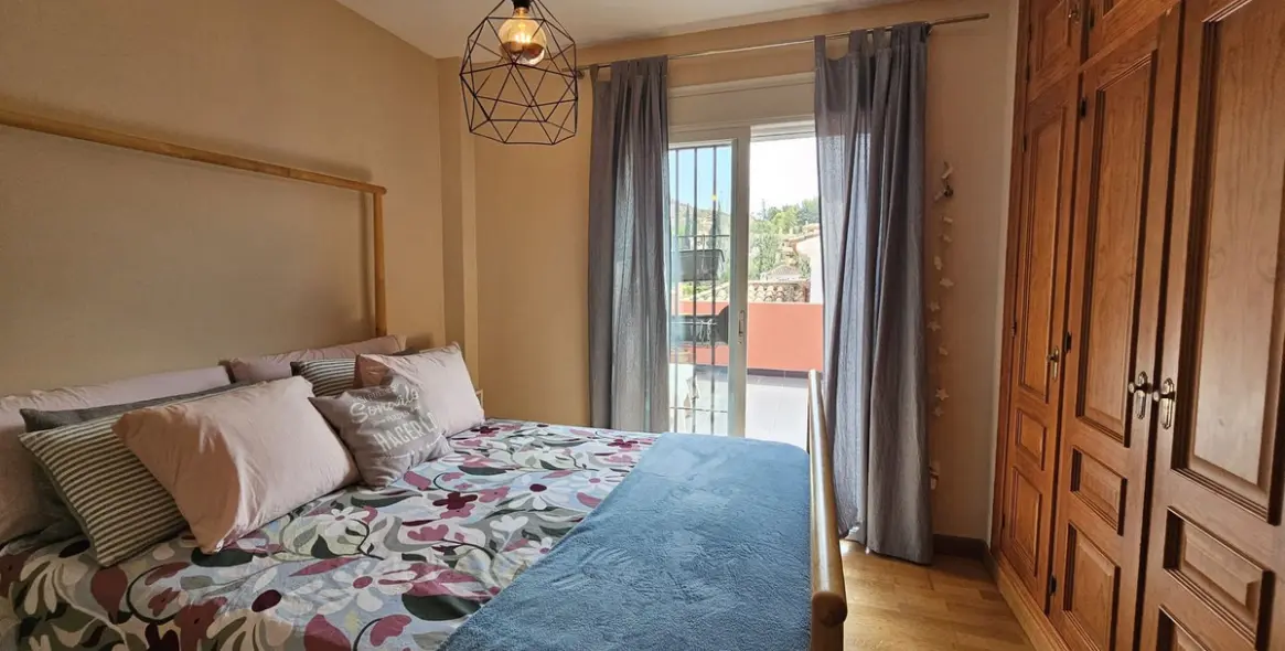 Venta de villa independiente en Pinares de San Antón 57