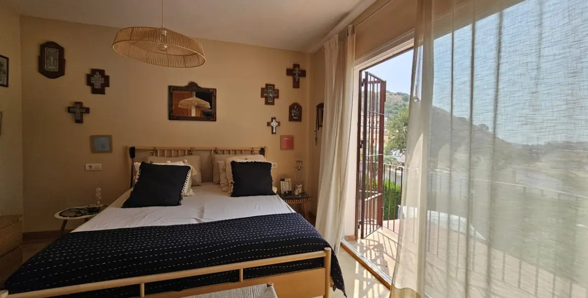 Venta de villa independiente en Pinares de San Antón 60