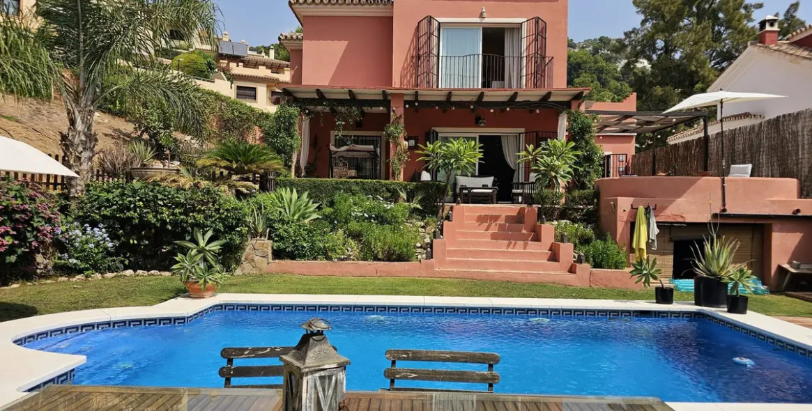 Venta de villa independiente en Pinares de San Antón 63