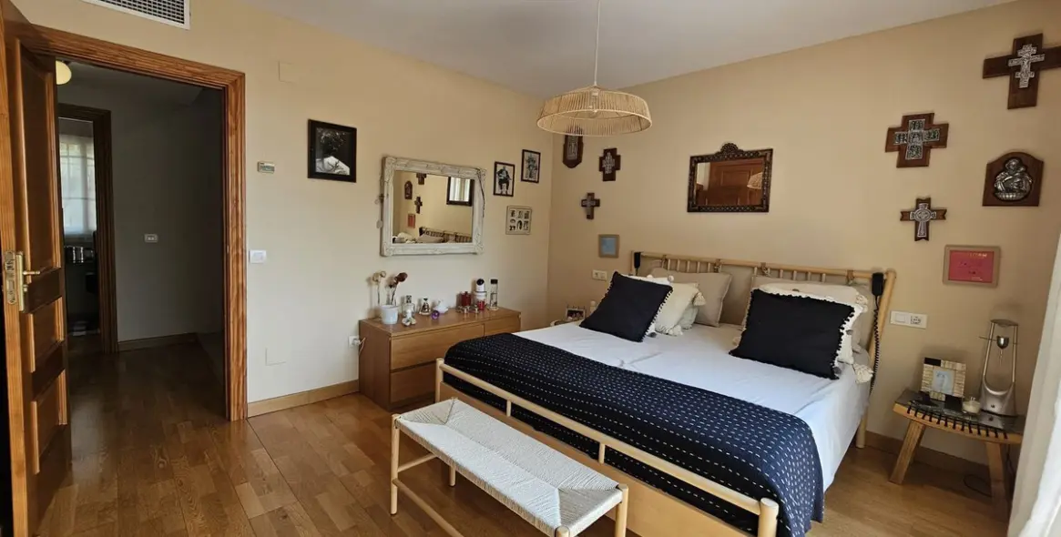 Venta de villa independiente en Pinares de San Antón 83