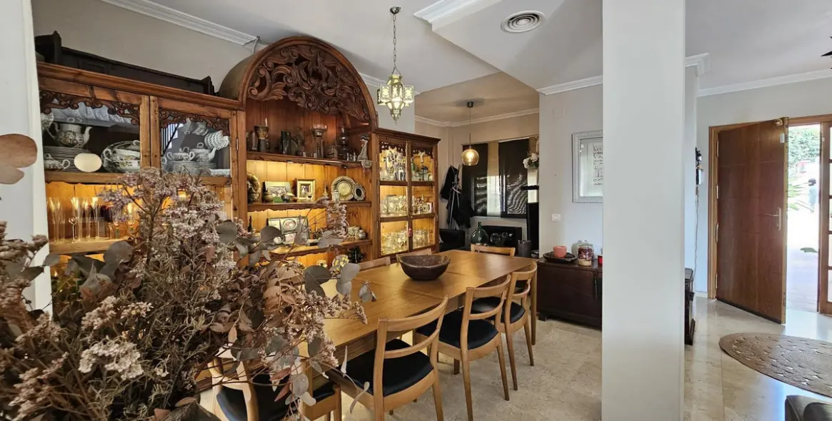 Venta de villa independiente en Pinares de San Antón 86