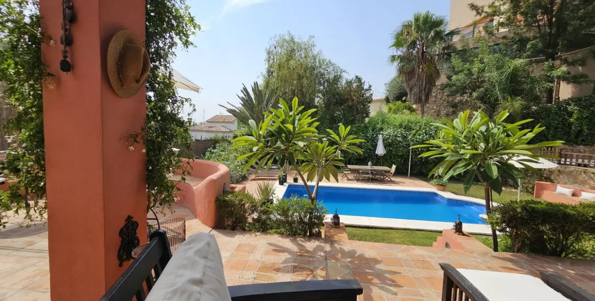 Venta de villa independiente en Pinares de San Antón 97