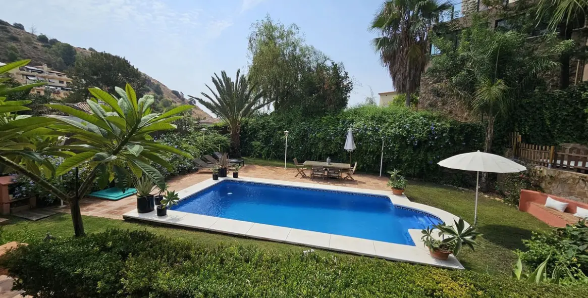 Venta de villa independiente en Pinares de San Antón 114
