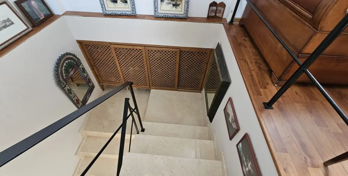 Venta de villa independiente en Pinares de San Antón 119
