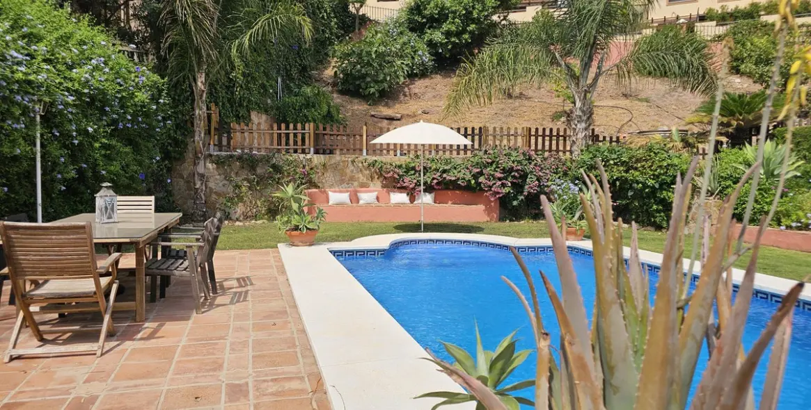 Venta de villa independiente en Pinares de San Antón 127