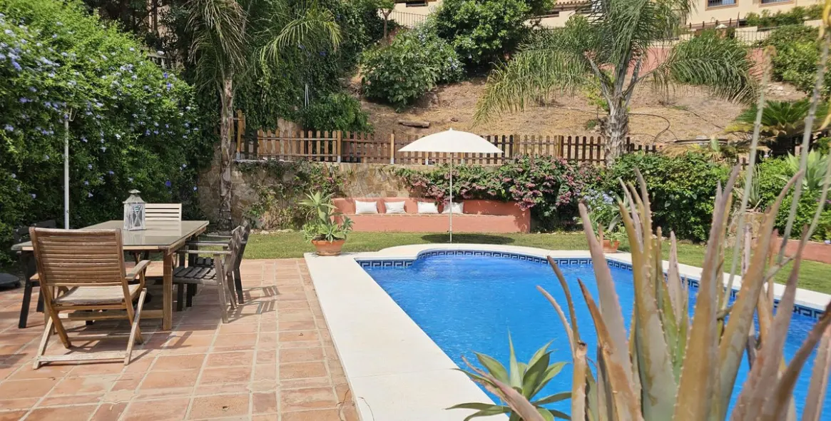 Venta de villa independiente en Pinares de San Antón 139