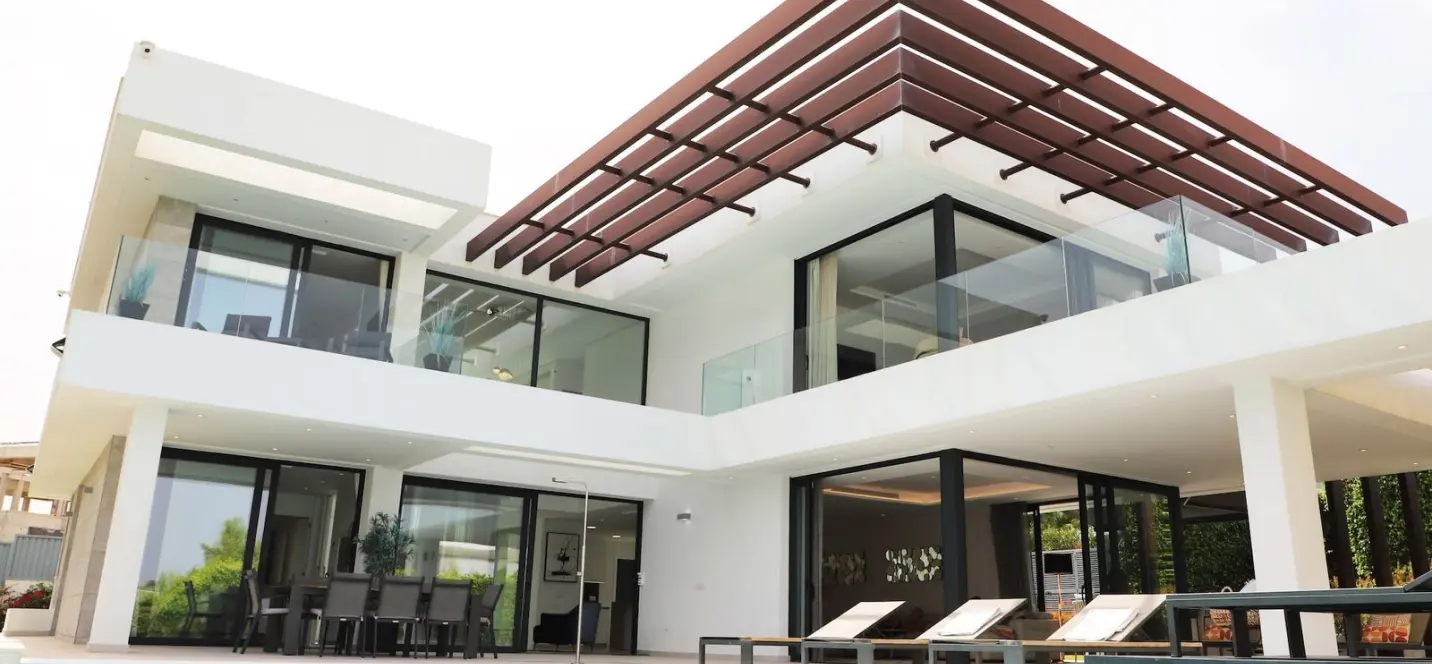 Venta de villa independiente en New Golden Mile 2