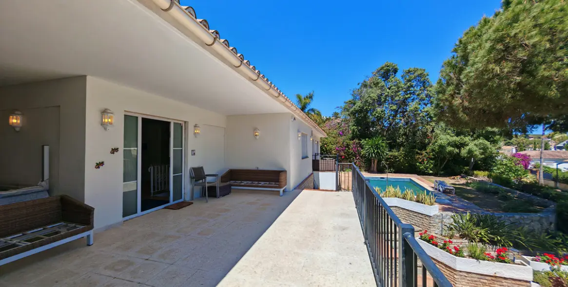 Venta de villa independiente en Marbesa 14