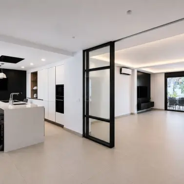 Venta de casa pareada en Nueva Andalucía