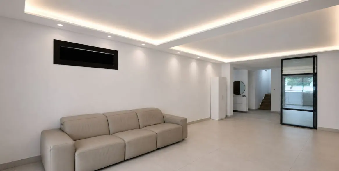 Venta de casa pareada en Nueva Andalucía 2