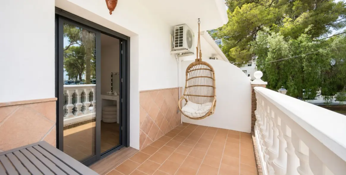 Venta de casa pareada en Nueva Andalucía 31