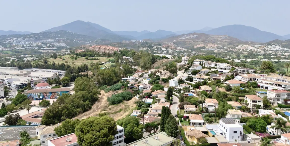 Venta de casa pareada en Nueva Andalucía 52