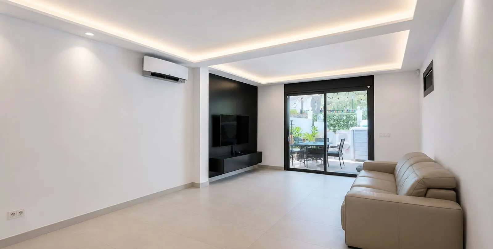 Short-term rent of semi-detached house in Nueva Andalucía 4