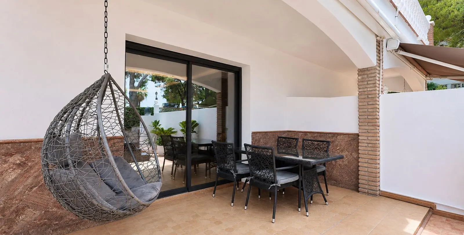 Short-term rent of semi-detached house in Nueva Andalucía 44