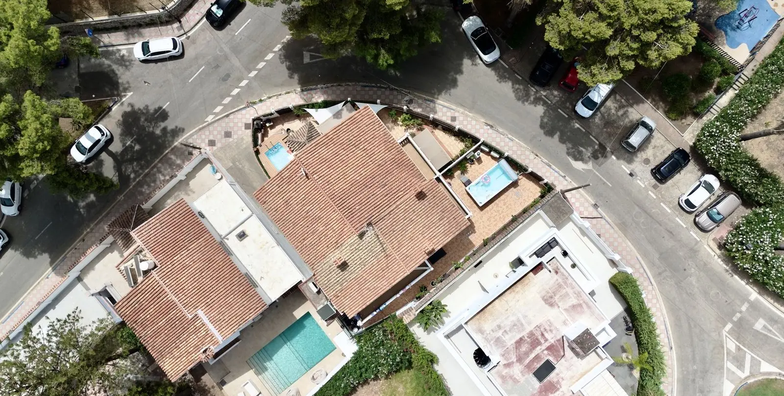 Short-term rent of semi-detached house in Nueva Andalucía 48